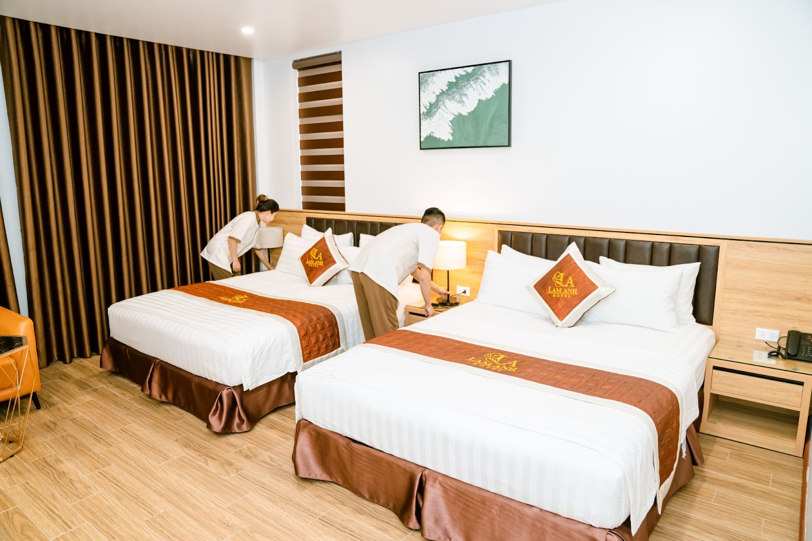 Lam Anh Hotel cung cấp đầy đủ các tiện ích, dịch vụ cho khách lưu trú